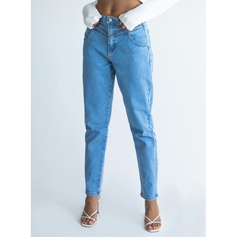 Leila Yolk Mom Denim Jeans