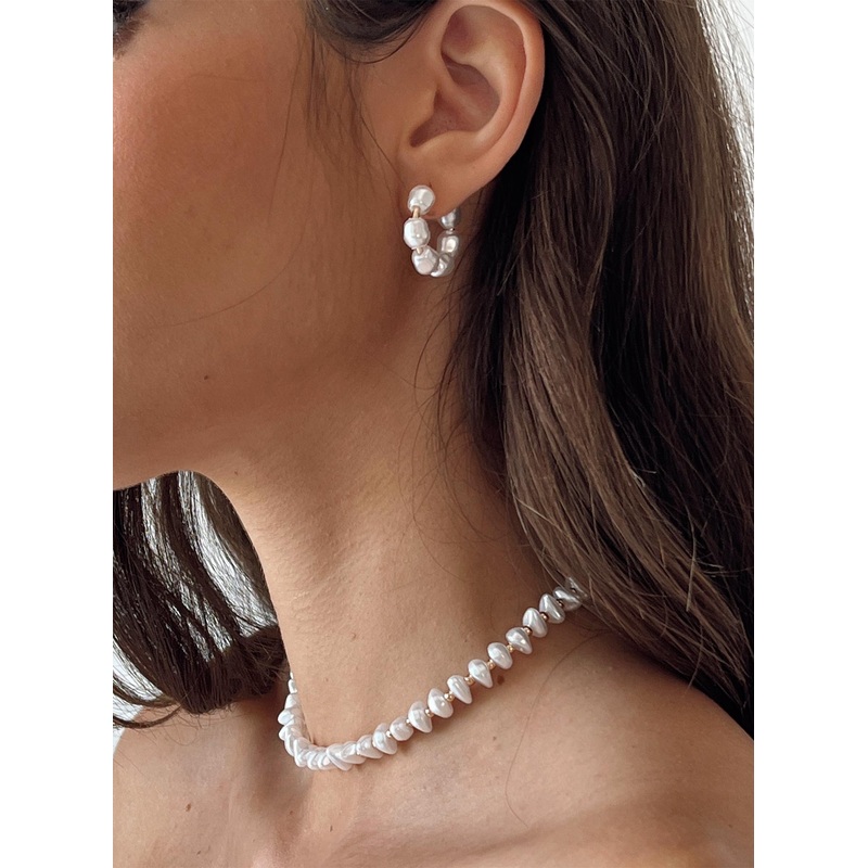 Neaman Pearl Hoop Earrings Gold / White