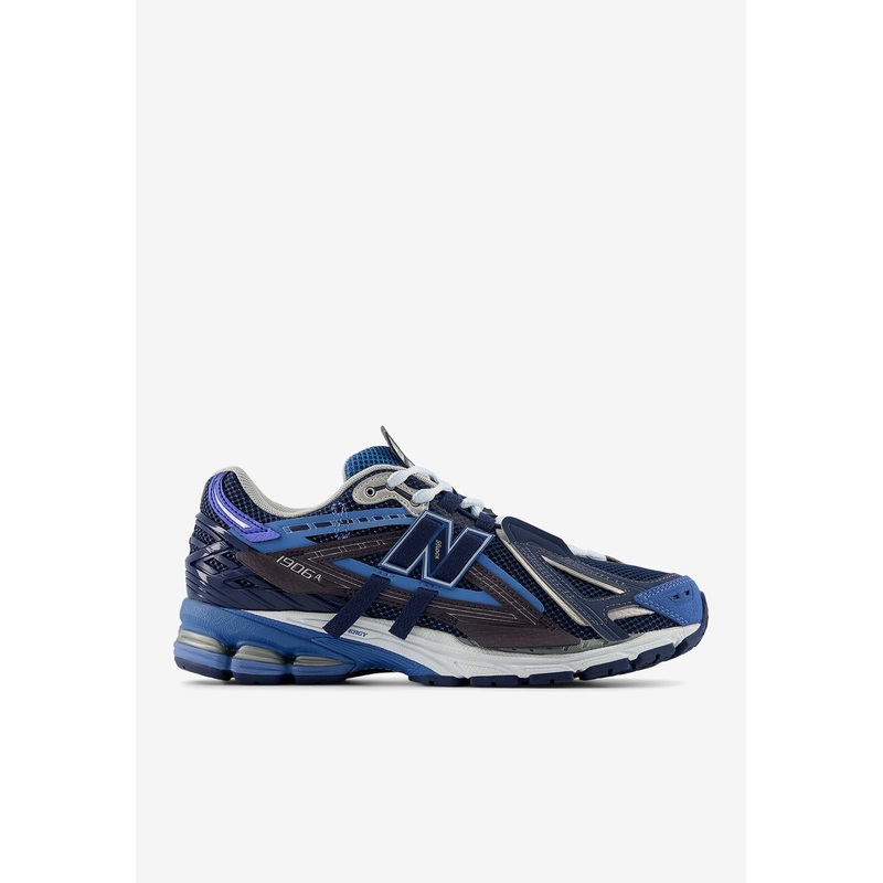 1906A Low-Top Sneakers in Sea Stone with NB Navy and Vintage Indigo